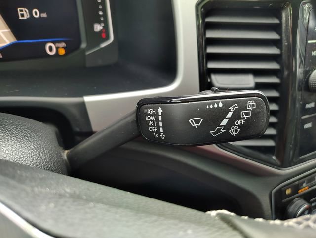 Used 2021 Volkswagen Atlas SEL image 21