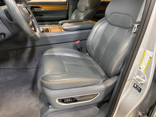 Used 2022 Jeep Grand Wagoneer Series II w/ Premium Group II image 18