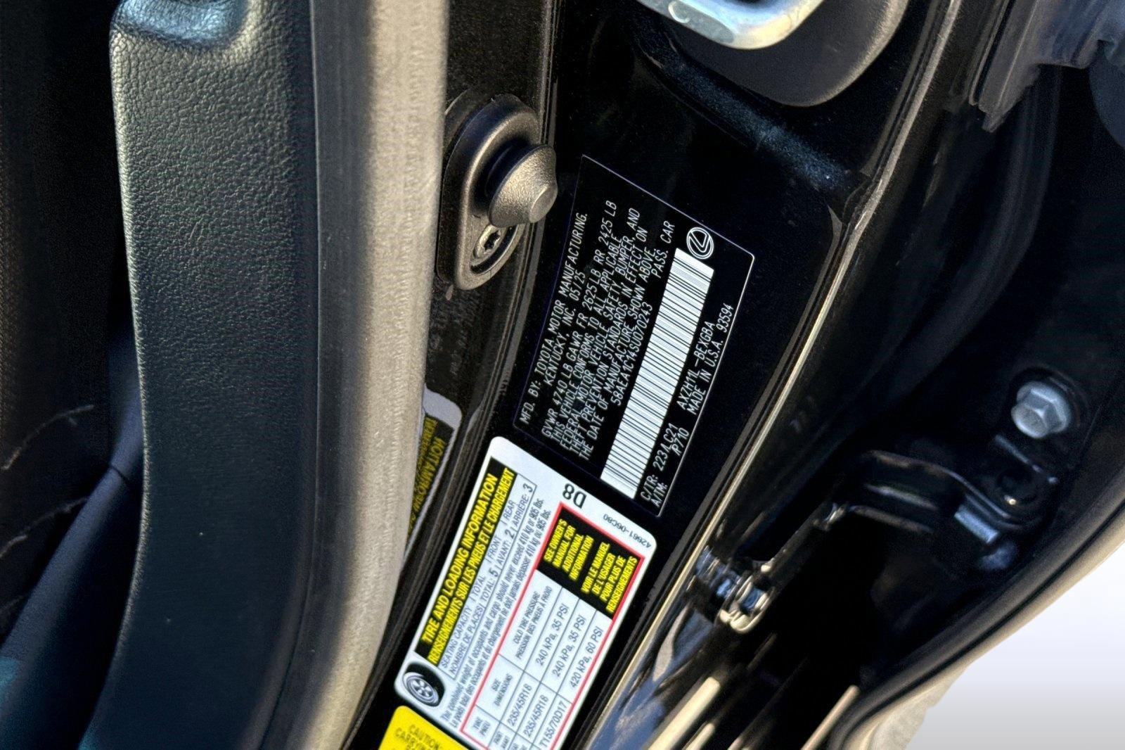 Used 2025 Lexus ES 300h w/ Luxury Package image 21