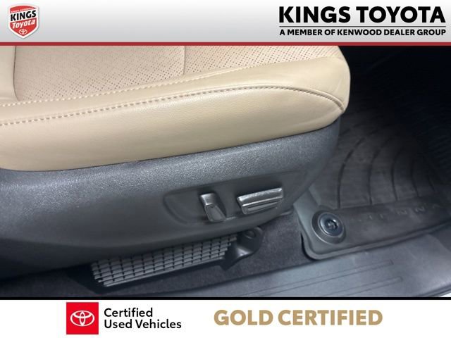 Certified 2023 Toyota Sienna Limited AWD/4WD image 12