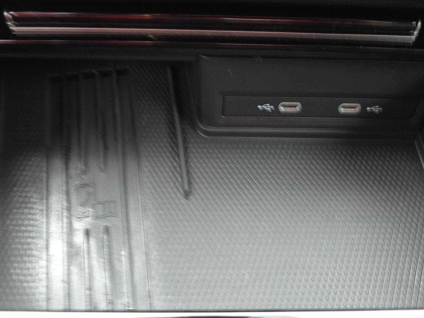 Certified 2025 Volkswagen Atlas SE image 20