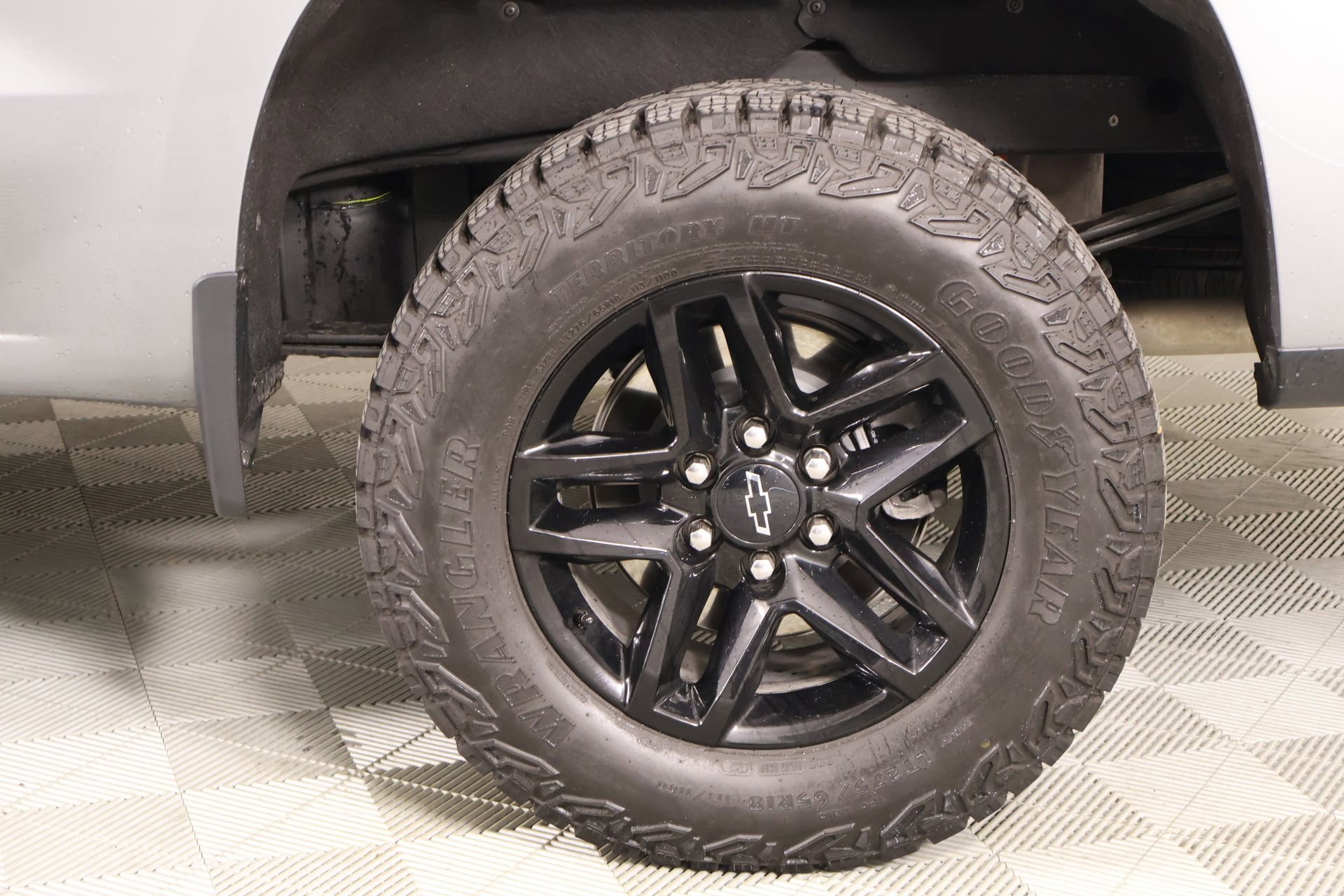 Used 2024 Chevrolet Silverado 1500 LT Trail Boss w/ Convenience Package II AWD/4WD image 19
