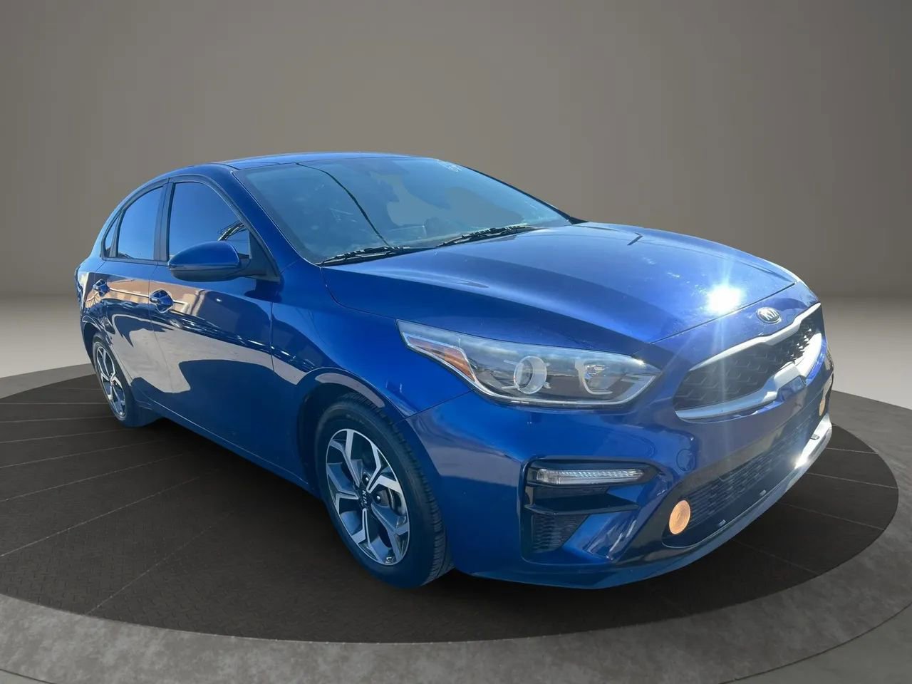 Used 2021 Kia Forte LXS image 3
