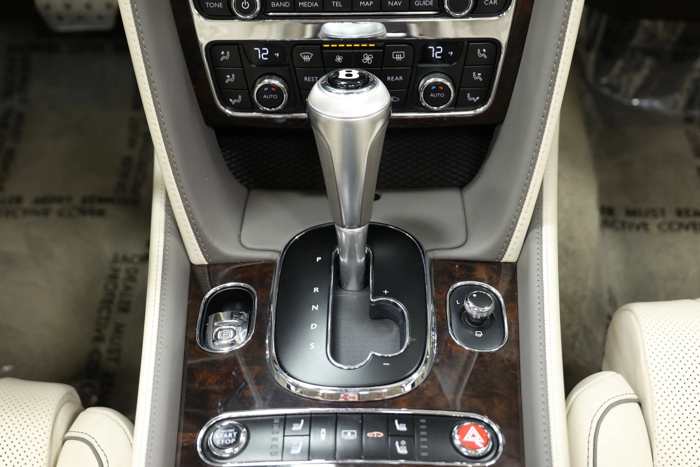 Used 2018 Bentley Flying Spur V8 AWD/4WD image 40
