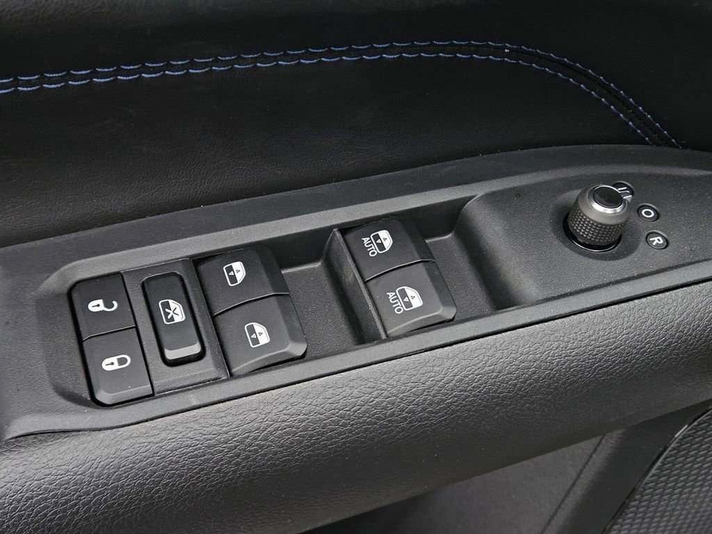 New 2025 Jeep Compass Limited w/ Sun & Sound Group image 15