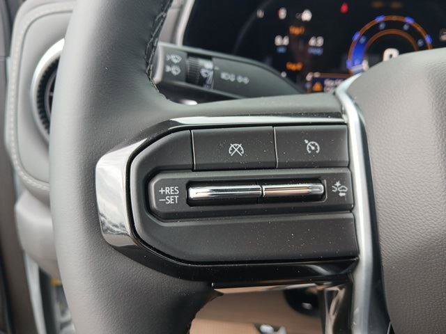 New 2025 Chevrolet Colorado LT image 13