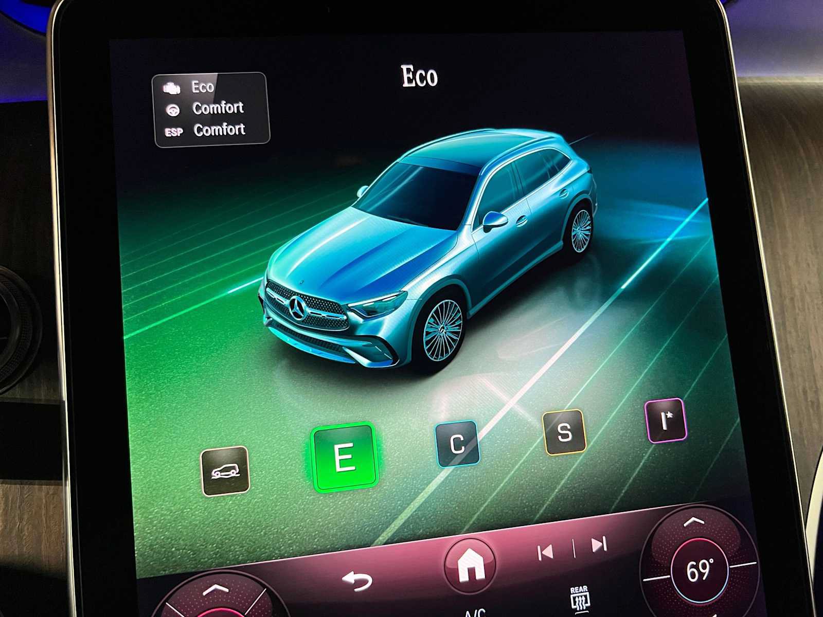 Used 2026 Mercedes-Benz GLC 300 4MATIC image 42