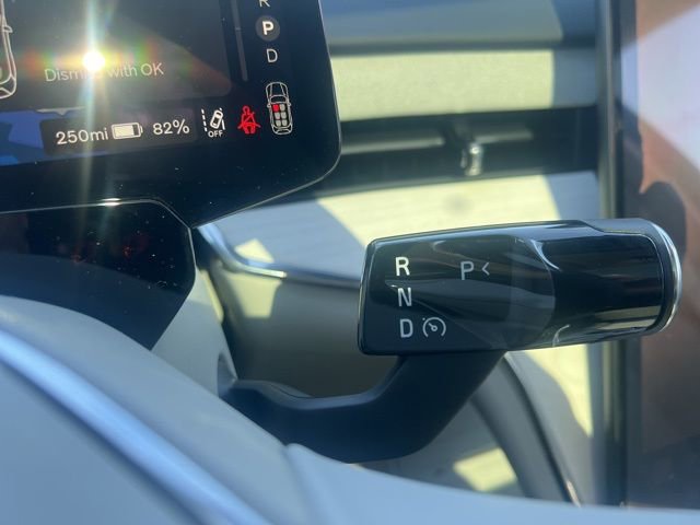 New 2025 Volvo EX90 Ultra w/ Protection Package Premier image 13