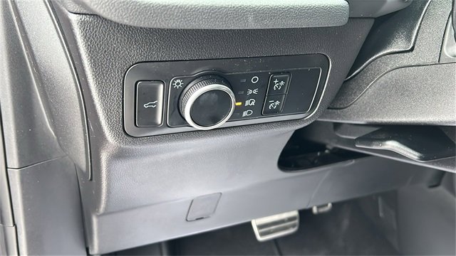 Used 2024 Ford Escape ST-Line image 11