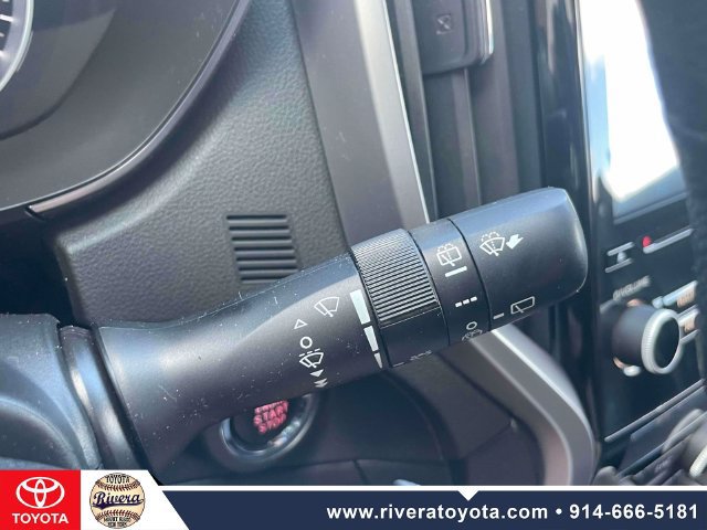 Used 2021 Subaru Ascent Limited AWD/4WD image 26