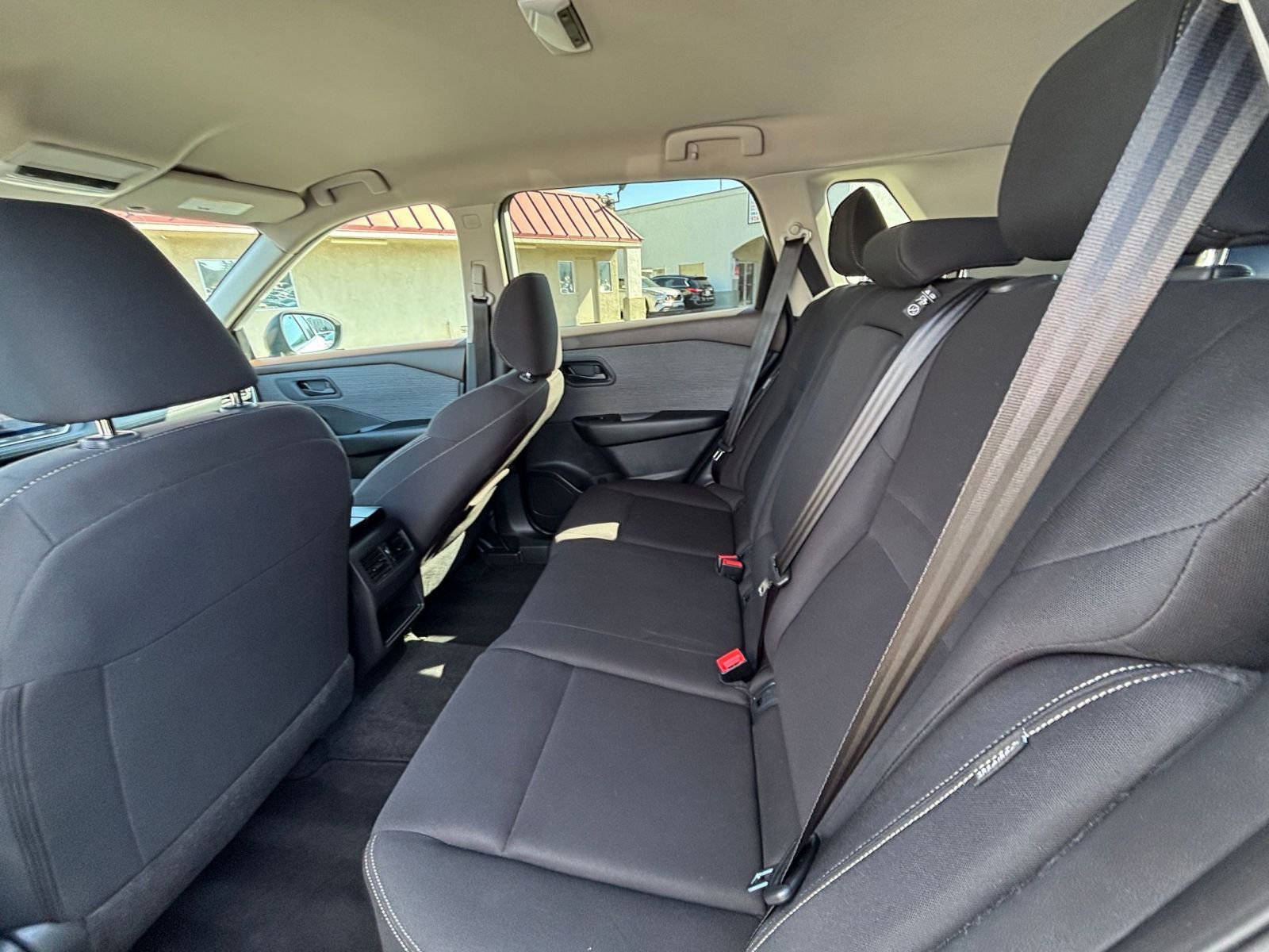 Used 2023 Nissan Rogue S FWD image 25