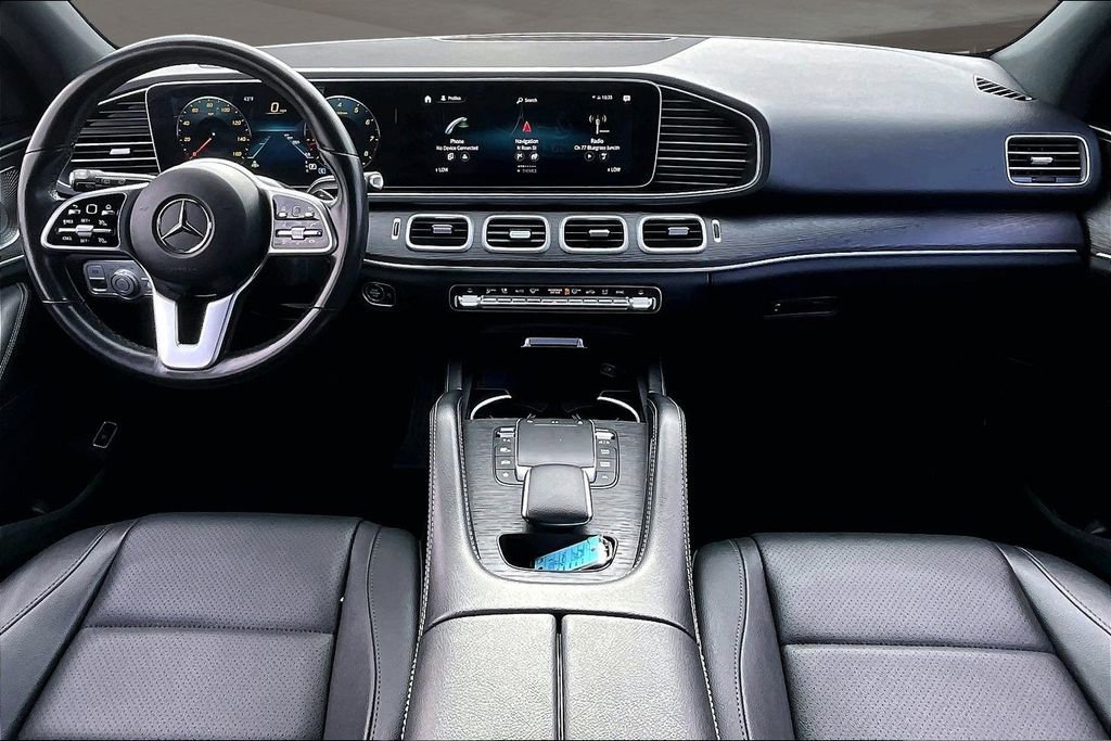 Used 2022 Mercedes-Benz GLE 350 4MATIC w/ Premium Package image 16