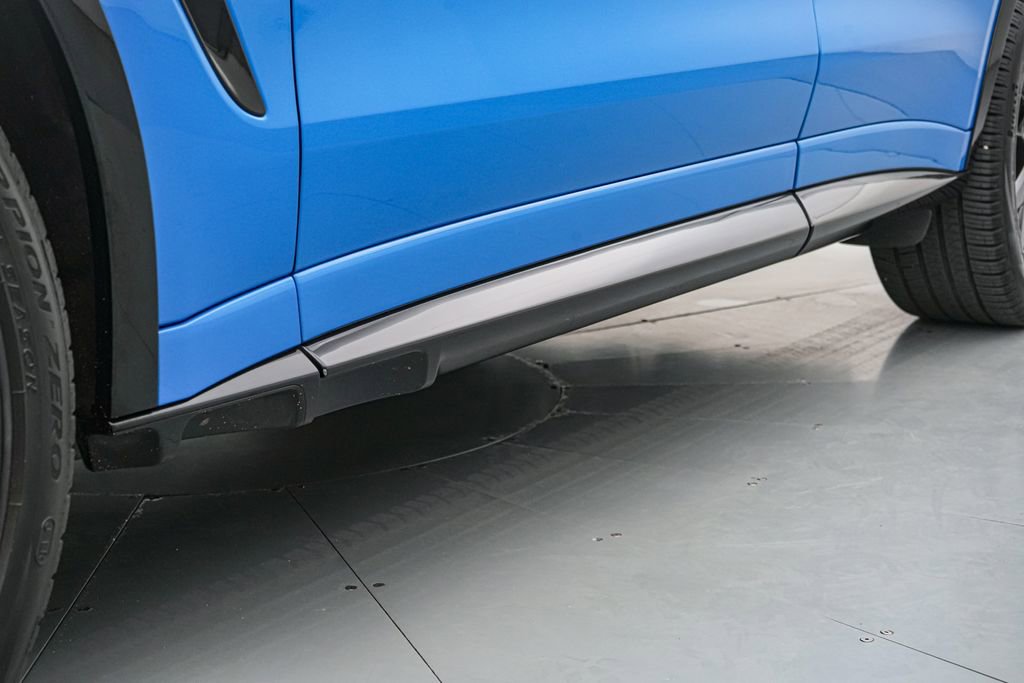 Used 2023 Jaguar F-PACE SVR AWD/4WD image 18