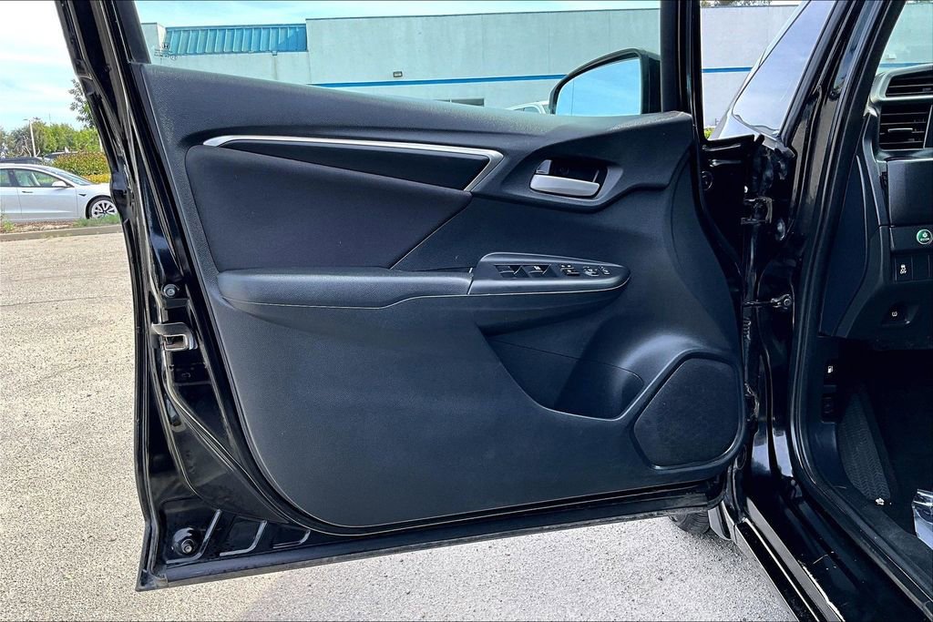 Used 2015 Honda Fit LX image 20