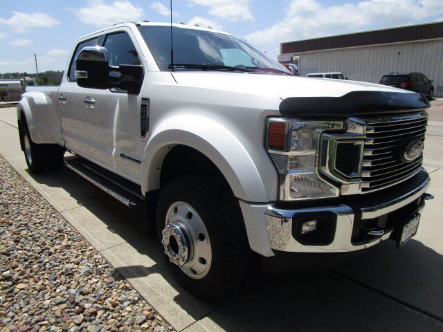 Used 2022 Ford F450 XLT w/ XLT Premium Package AWD/4WD image 3