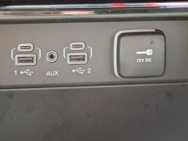 Used 2024 Jeep Grand Cherokee Limited RWD image 25