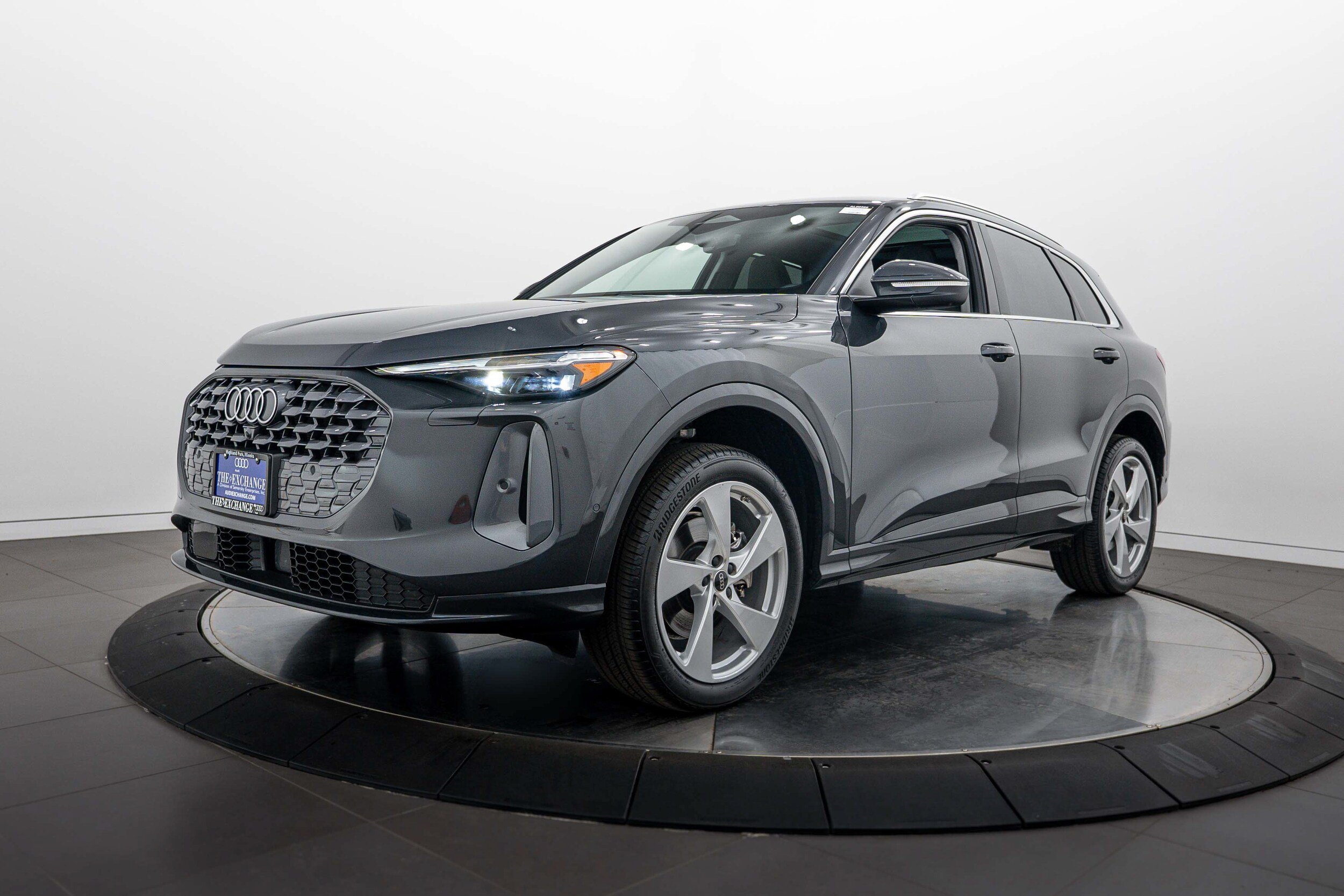Used 2025 Audi Q5 Premium Plus AWD/4WD image 7