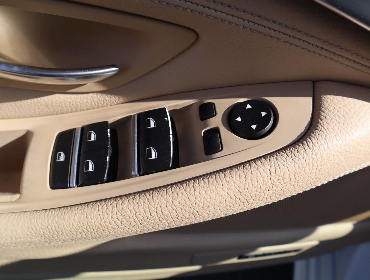 Used 2015 BMW 528i Sedan RWD image 40