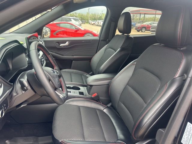 Used 2024 Ford Escape ST-Line w/ Tech Pack #1 image 6