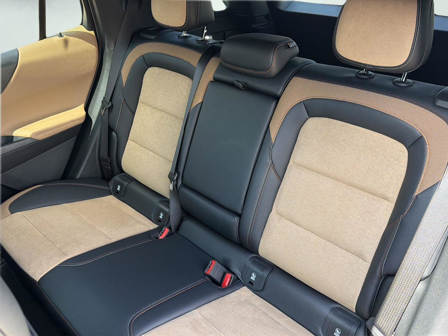New 2026 Chevrolet Equinox ACTIV AWD/4WD image 13