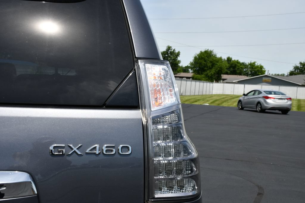 Used 2016 Lexus GX 460 w/ Premium Package AWD/4WD image 31