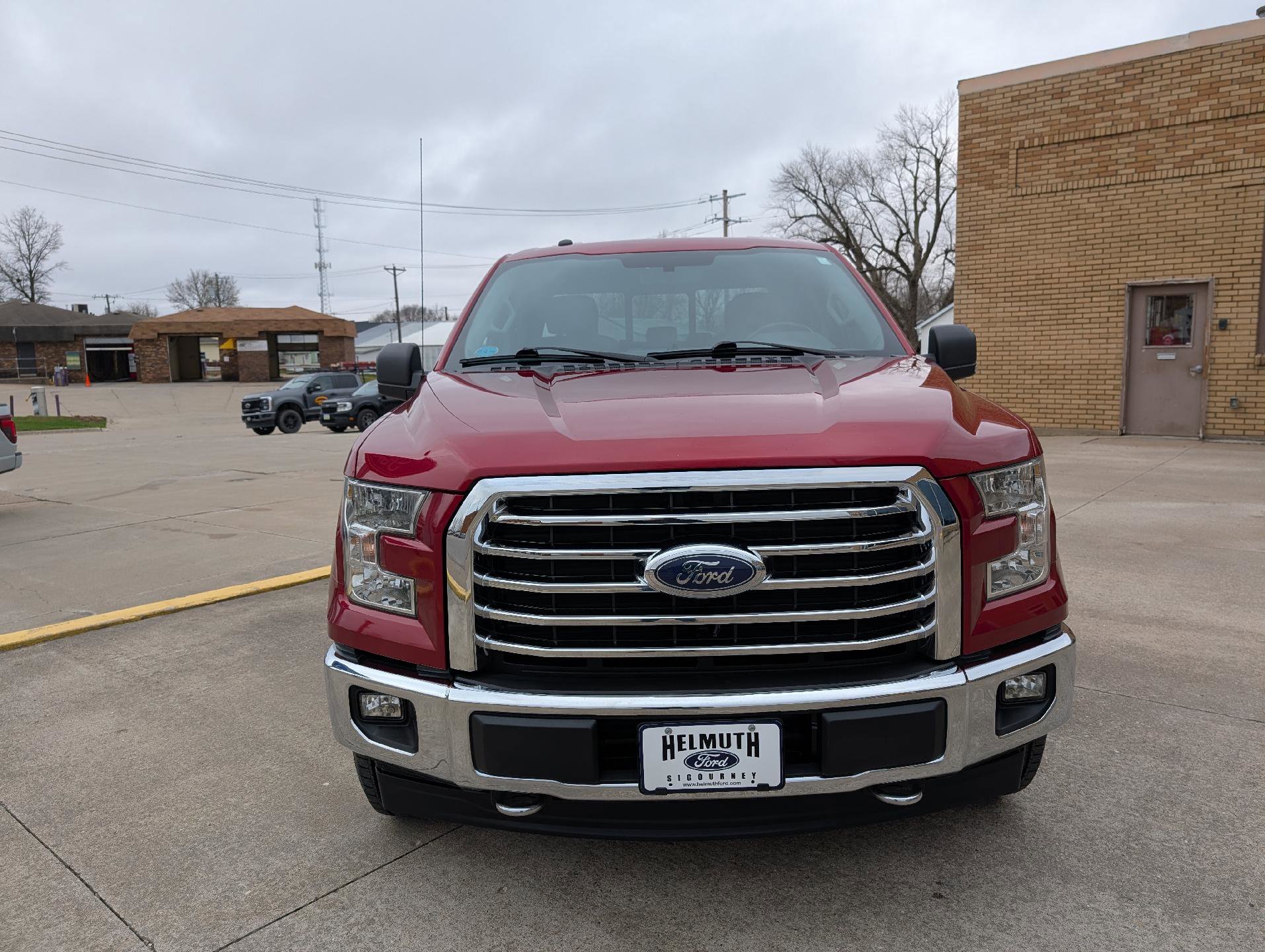 Used 2017 Ford F150 XLT w/ Equipment Group 302A Luxury image 3
