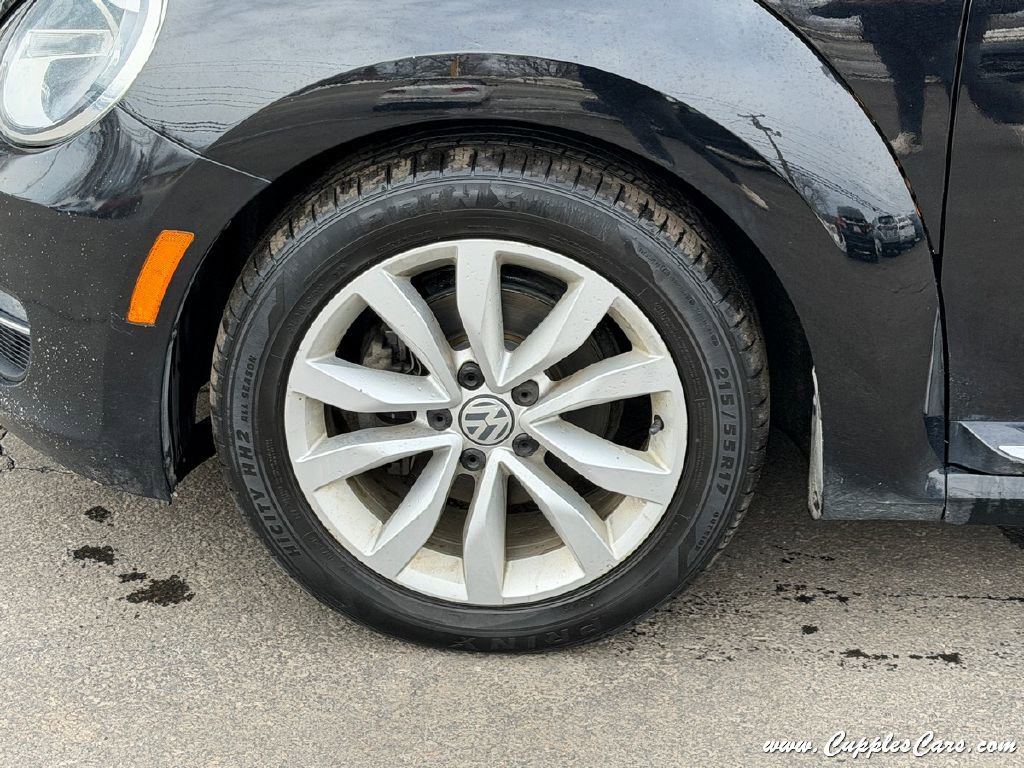 Used 2014 Volkswagen Beetle TDI image 43