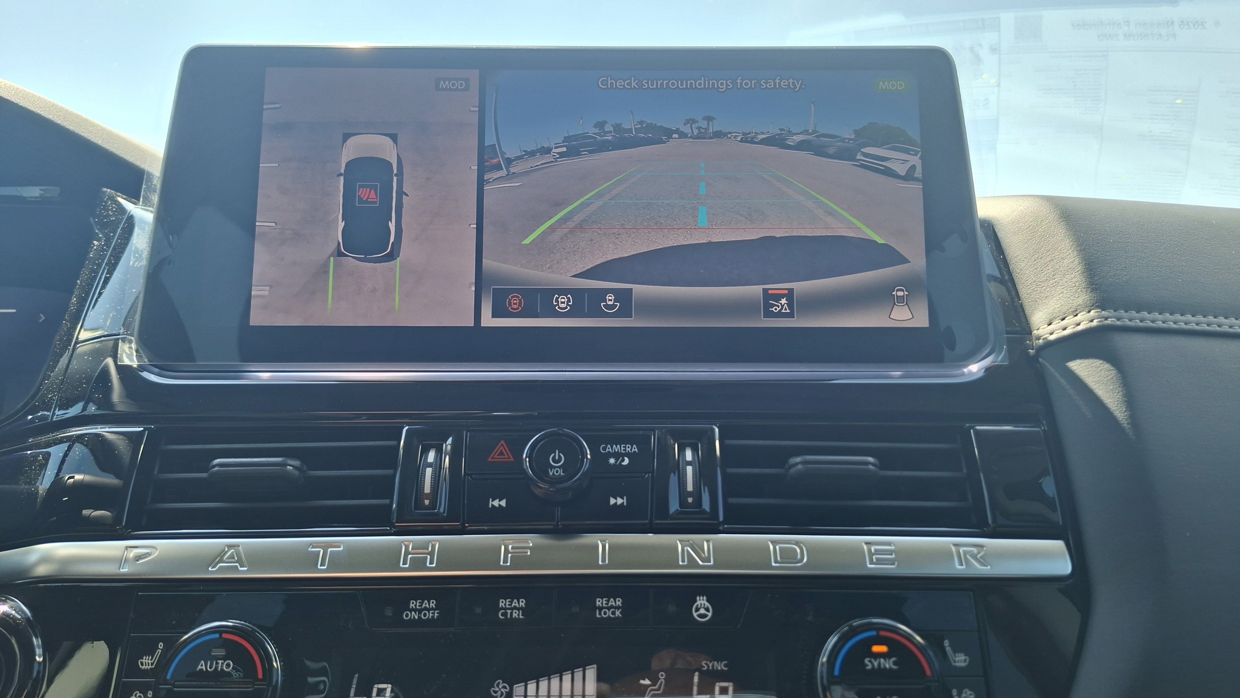 New 2026 Nissan Pathfinder Platinum image 8