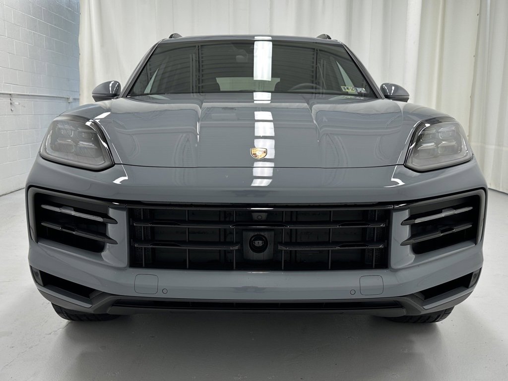 Used 2025 Porsche Cayenne E-Hybrid image 5