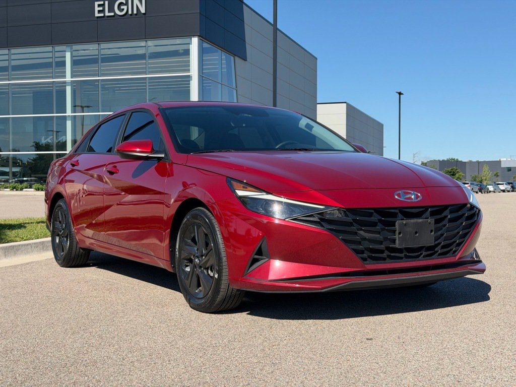 Used 2023 Hyundai Elantra SEL w/ Cargo Package FWD image 1