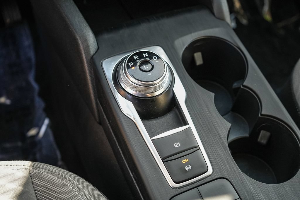 Used 2021 Ford Escape SE FWD image 17