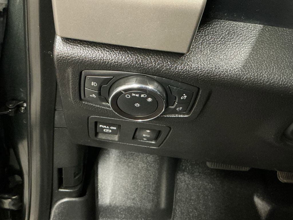 Used 2018 Ford F150 Lariat image 21