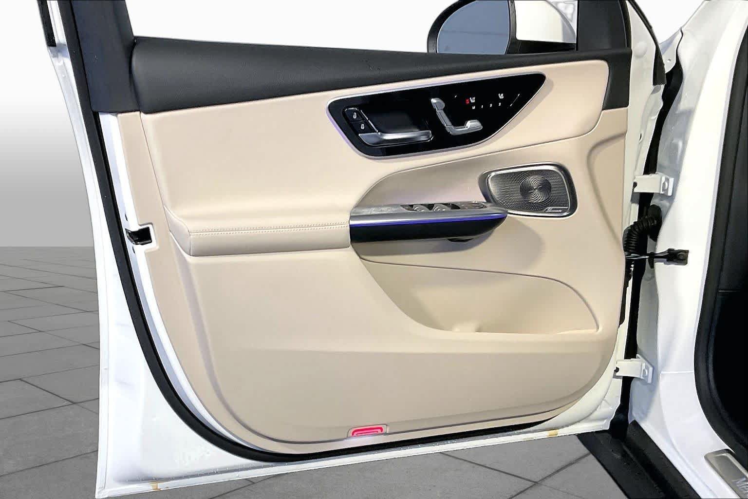 New 2027 Mercedes-Benz GLC 300 4MATIC image 11