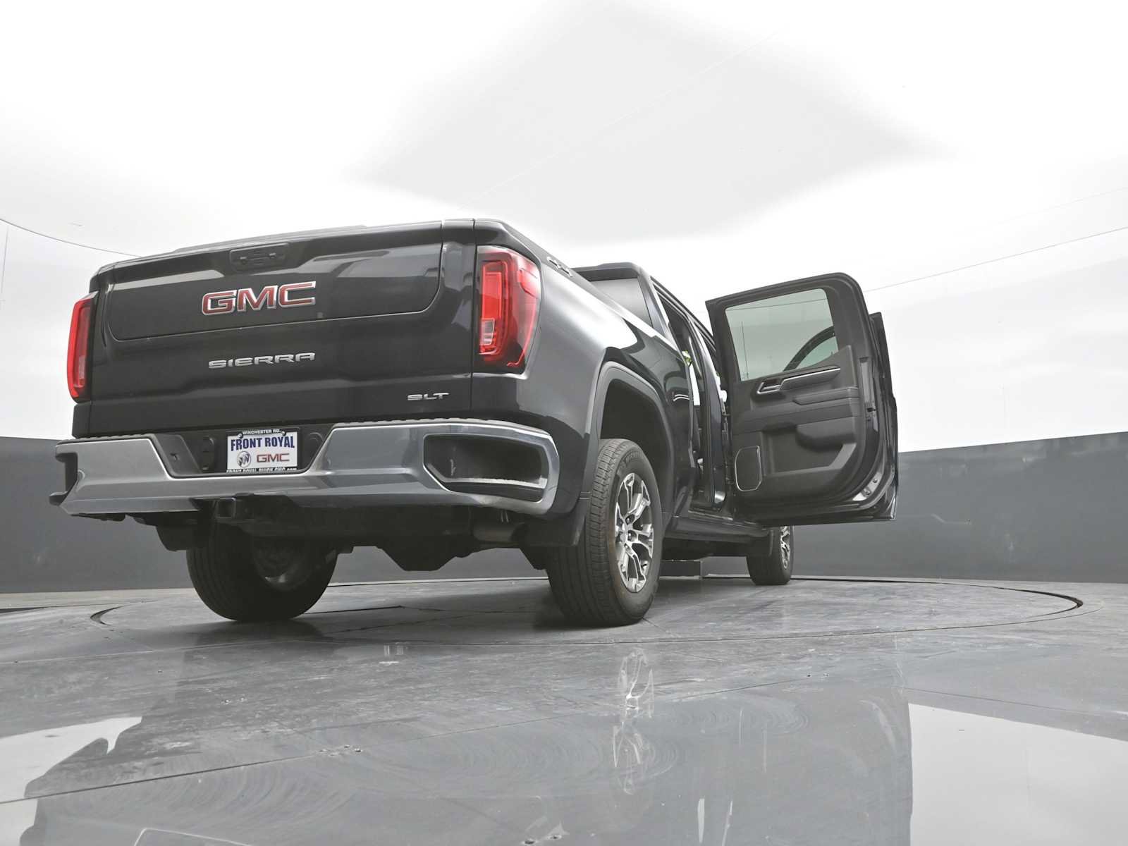 Used 2025 GMC Sierra 1500 SLT AWD/4WD image 33