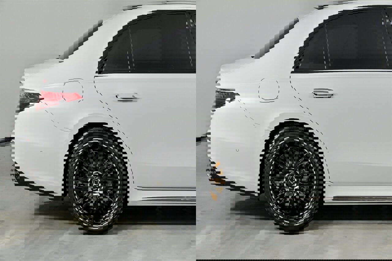 Used 2024 Mercedes-Benz S 63 AMG S image 13