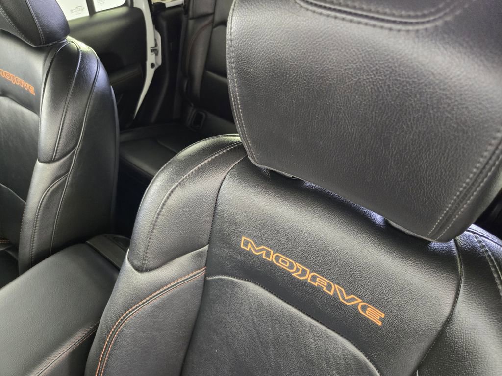 Used 2021 Jeep Gladiator Mojave image 26