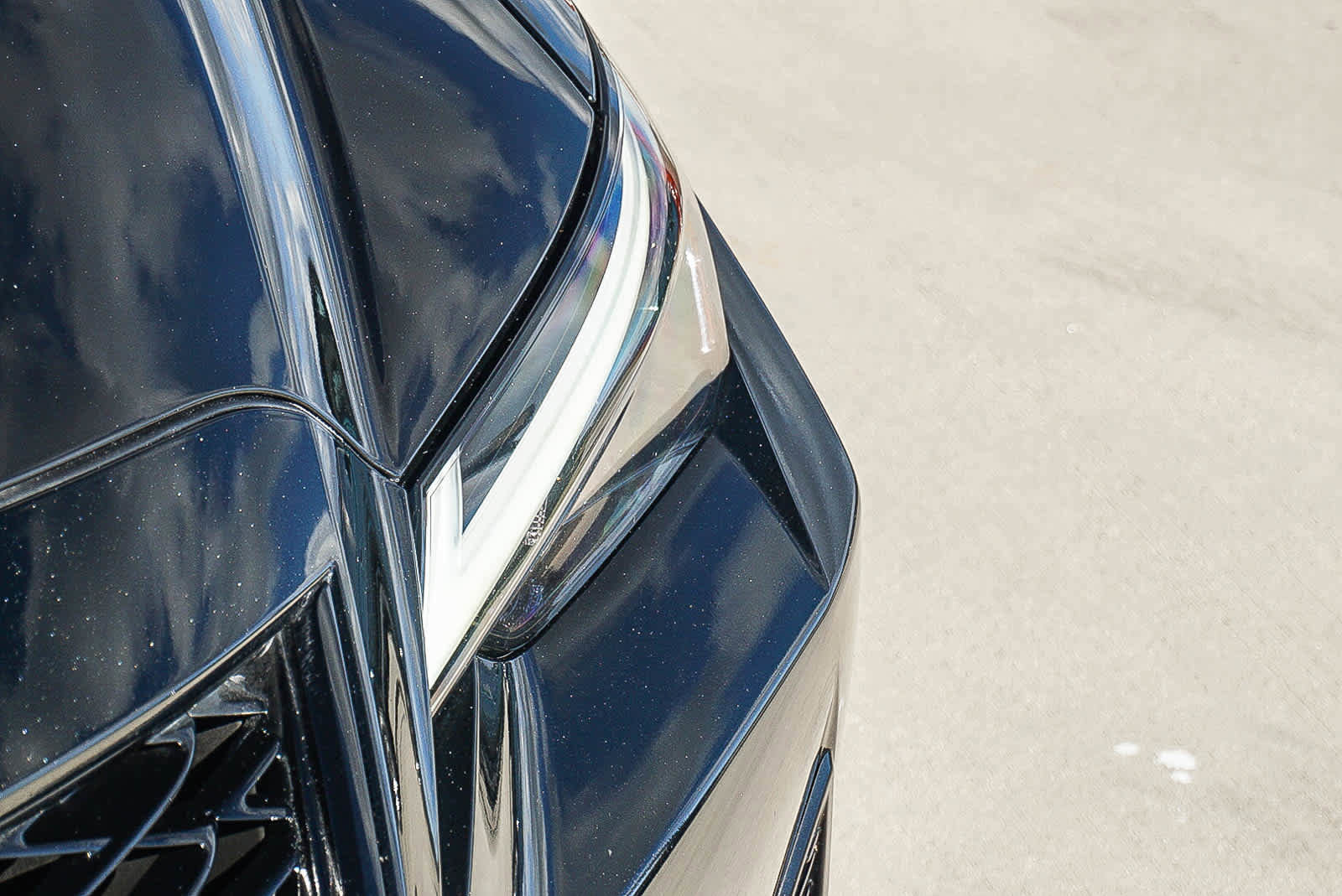 Used 2024 Lexus IS 300 F Sport RWD image 7