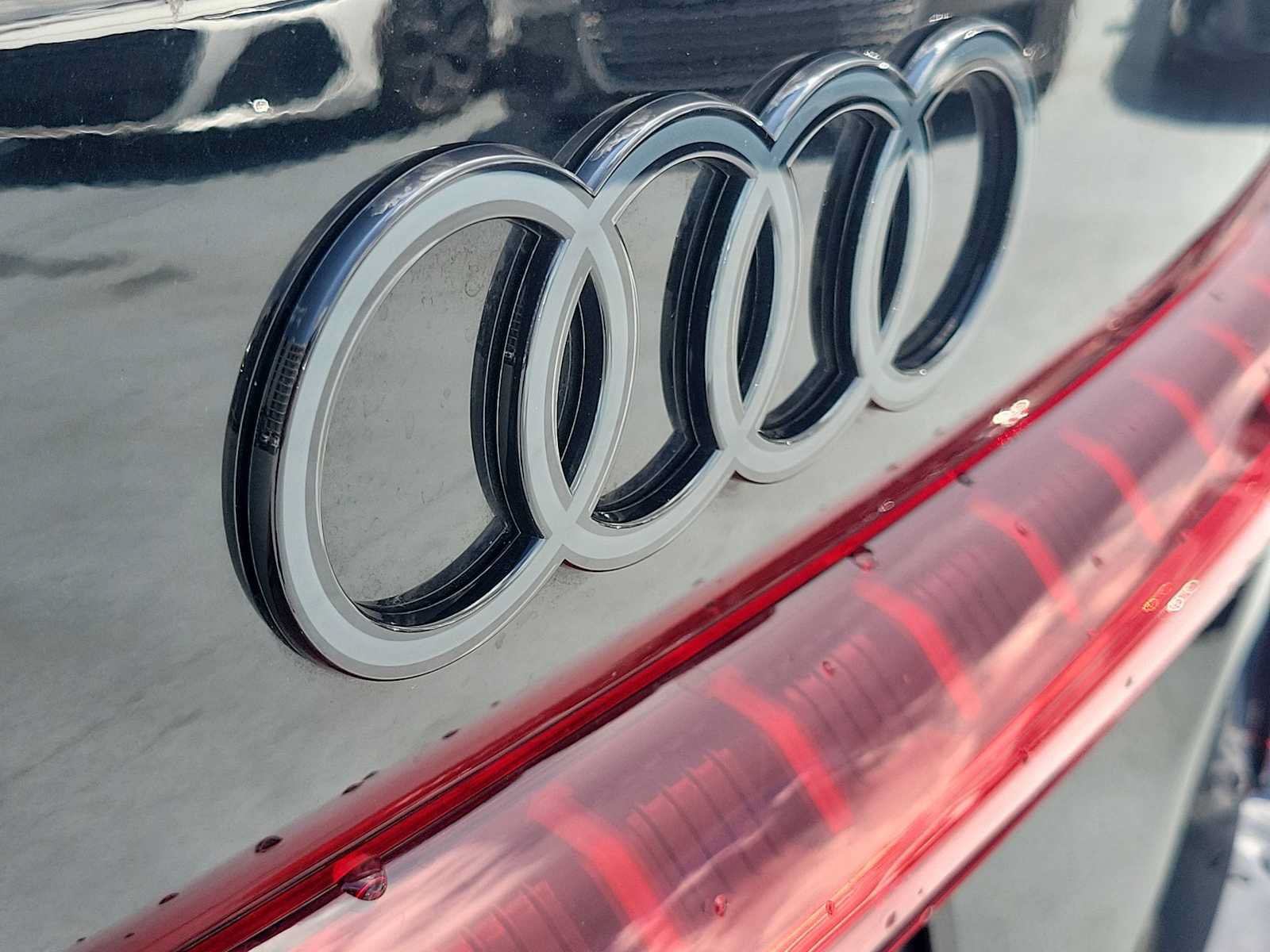Certified 2025 Audi S5 Premium Plus w/ Premium Plus Package AWD/4WD image 10