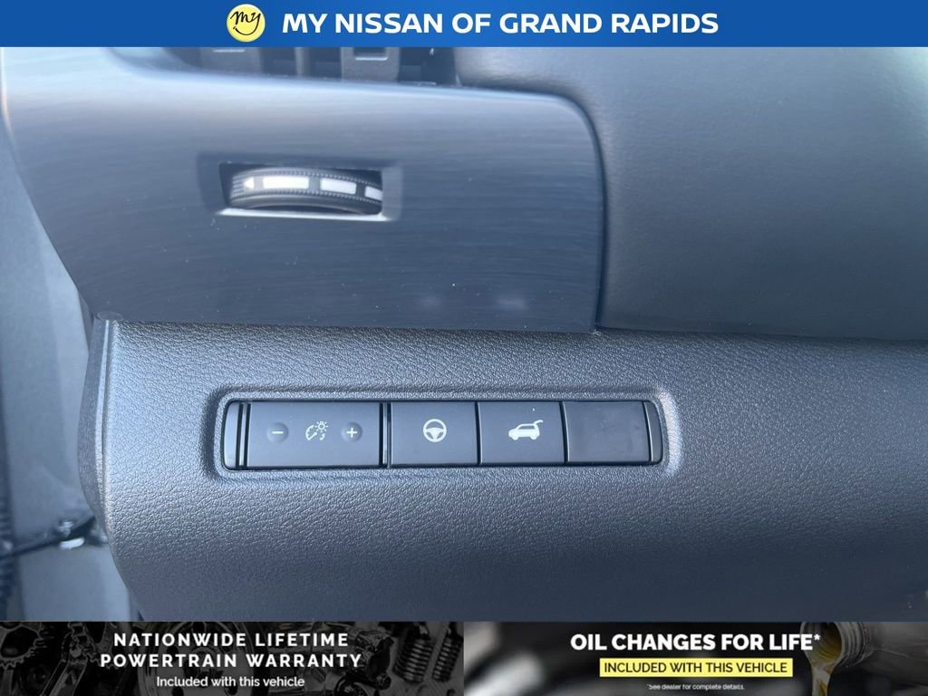 New 2026 Nissan Pathfinder SL w/ SL Premium Package AWD/4WD image 18