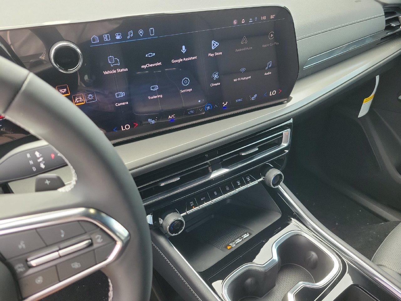 New 2027 Chevrolet Traverse LT w/ Sun and Wheel Package FWD image 22