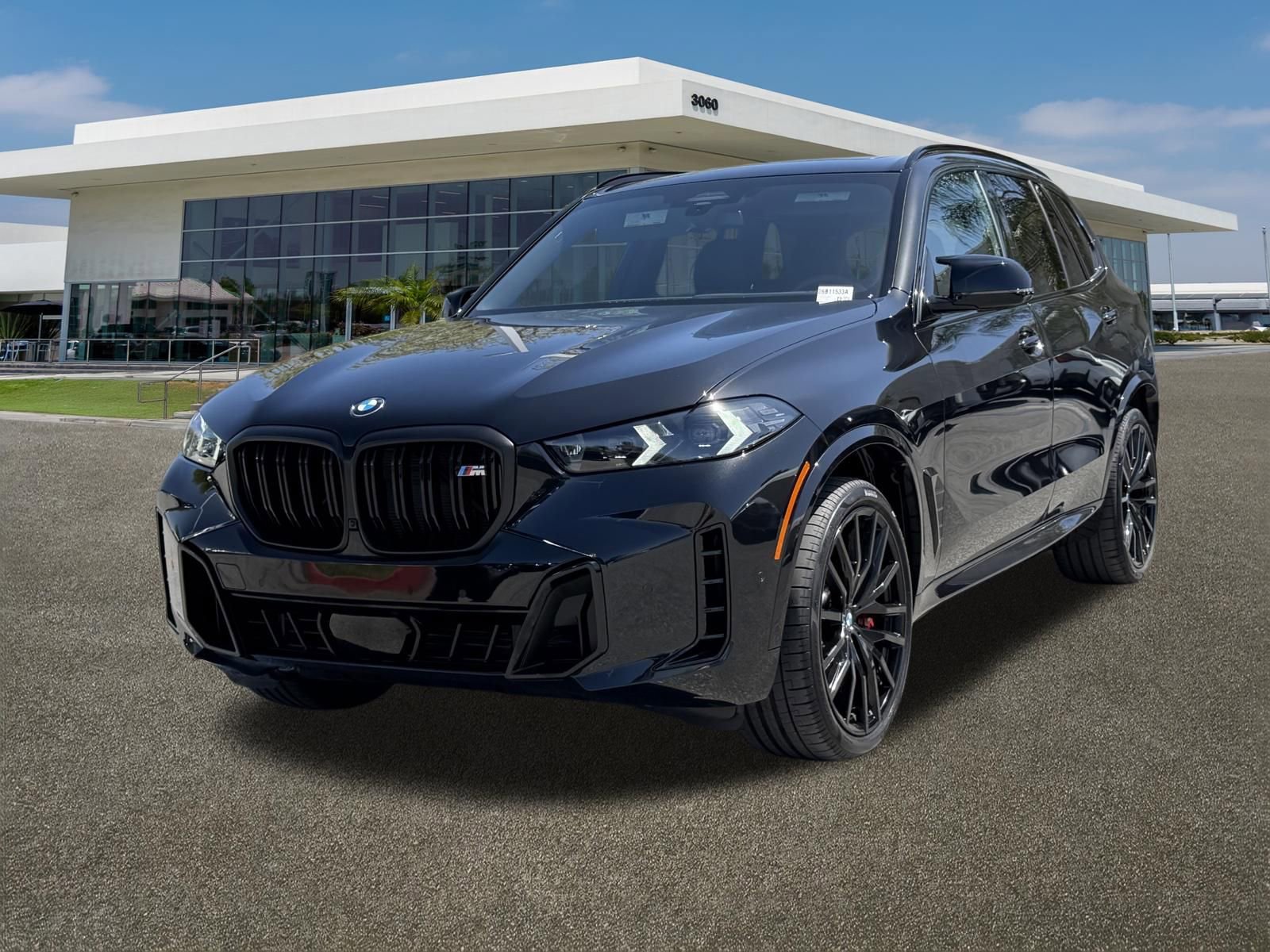 Certified 2026 BMW X5 M60i w/ Climate Comfort Package AWD/4WD image 4