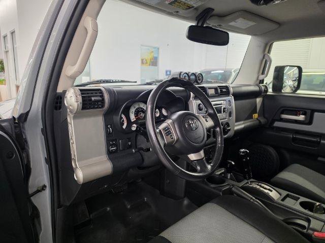 Used 2013 Toyota FJ Cruiser 4WD w/ Trail Teams Special Edition image 7