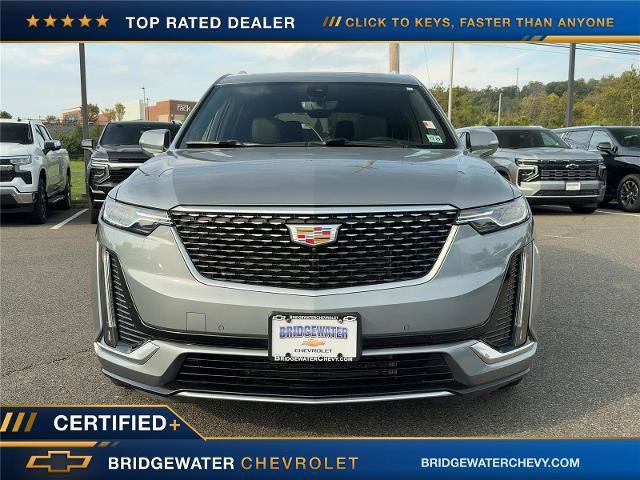 Used 2024 Cadillac XT6 Premium Luxury w/ Technology Package AWD/4WD image 2