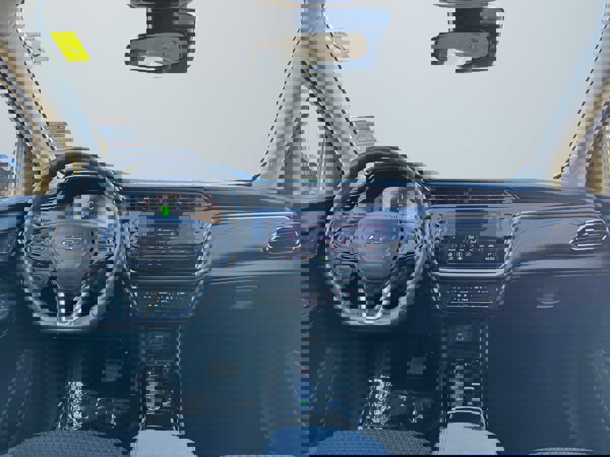 Used 2022 Chevrolet Bolt EUV LT image 10