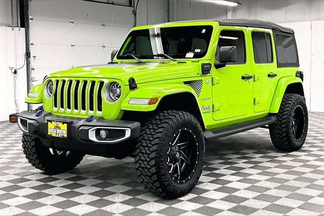 Used 2021 Jeep Wrangler Unlimited Sahara w/ Safety Group image 10