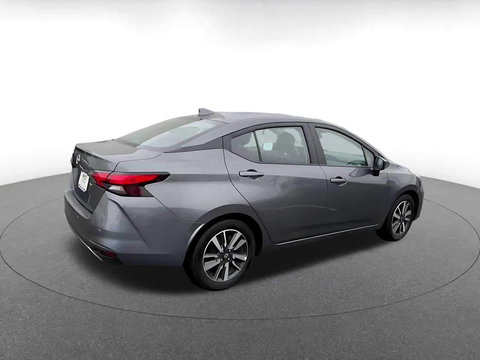 Used 2025 Nissan Versa SV FWD image 14