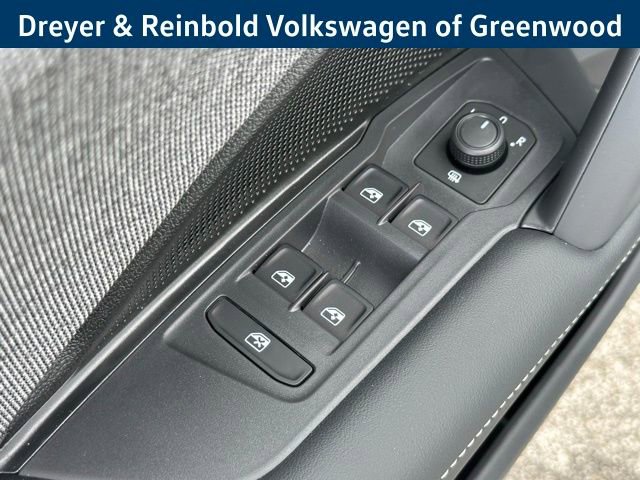 New 2026 Volkswagen Tiguan S FWD image 21