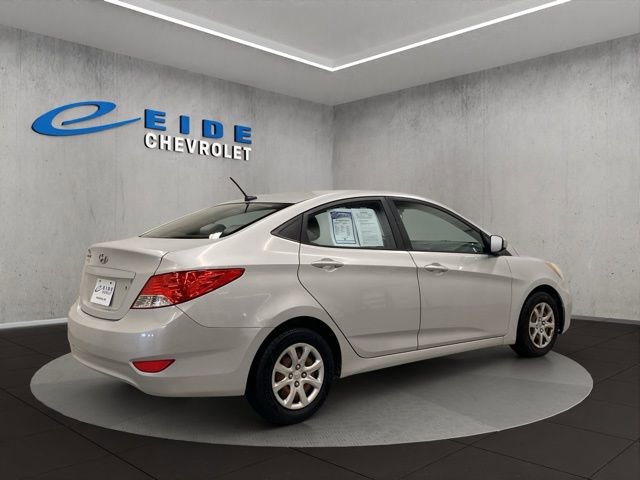 Used 2014 Hyundai Accent GLS image 5