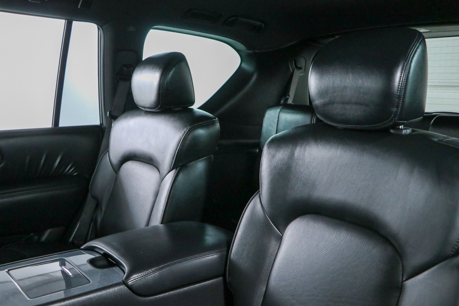 Used 2023 Nissan Armada SL w/ Midnight Edition Package AWD/4WD image 26