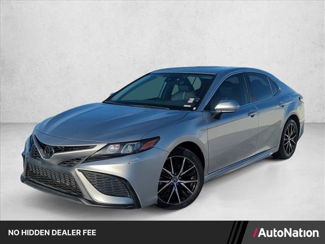Used 2024 Toyota Camry SE
